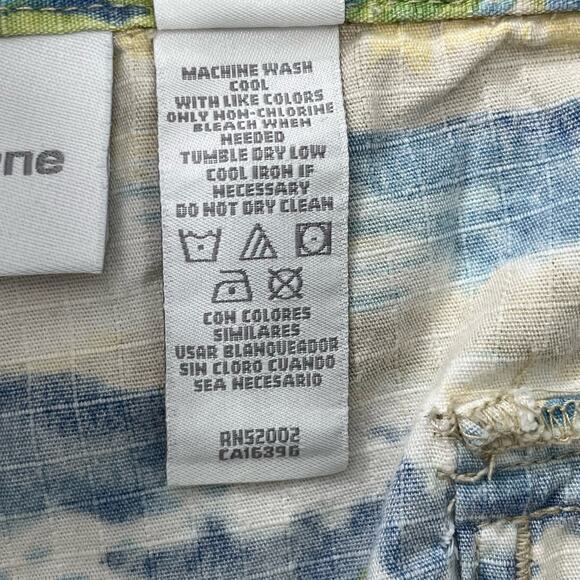 Liz Claiborne Audra Tropical Floral Cropped Plus Size Lightweight Cotton Pants - Picture 4 of 11